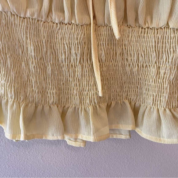 Bought at a Boutique, Size Large - Picture 4 of 4